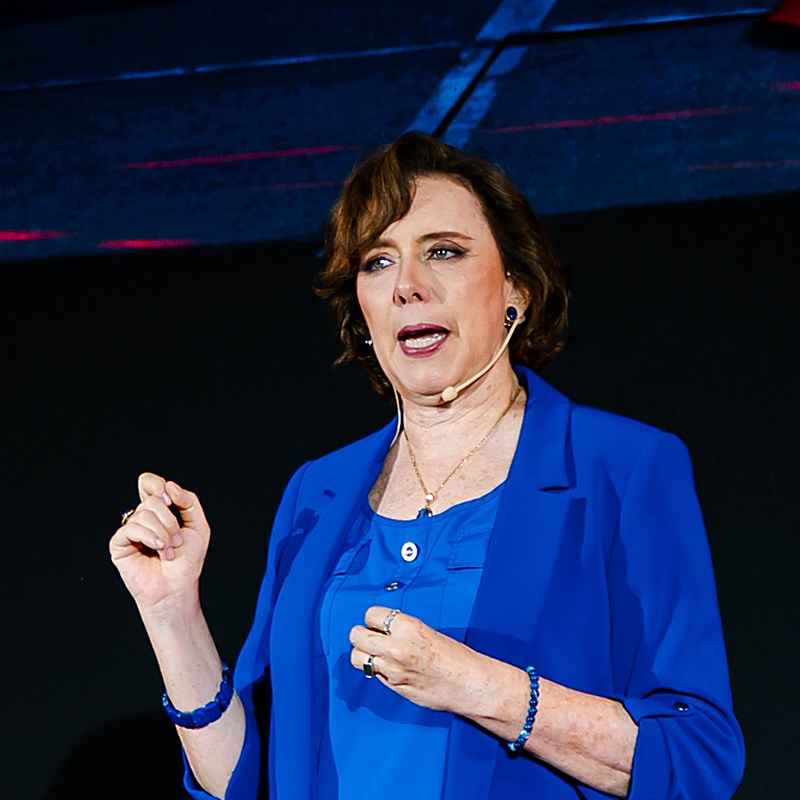 Isabel V. Echavarria